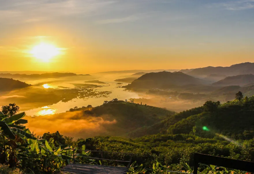 best time to visit laos