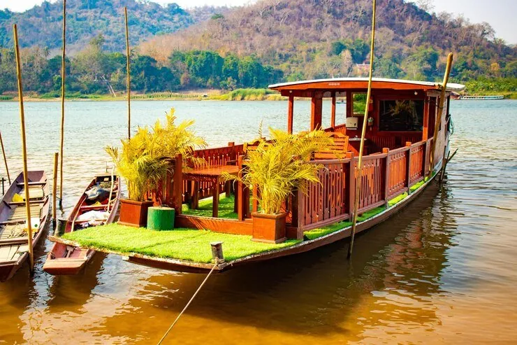 9 Day Laos Itinerary: Mekong River