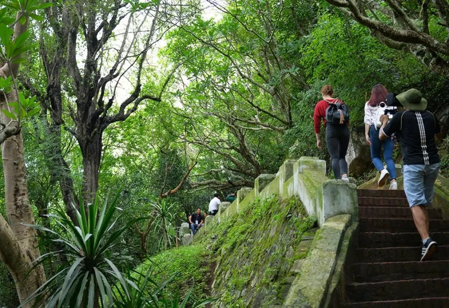 Trekking vs Hiking