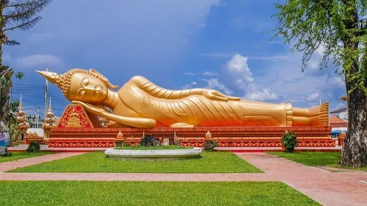 Do You Know What Time Is It in Laos Right Now?