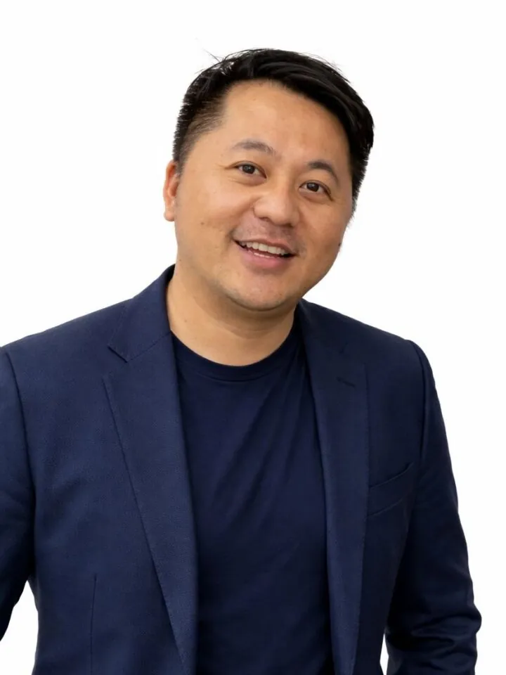 Ken FJ Her
